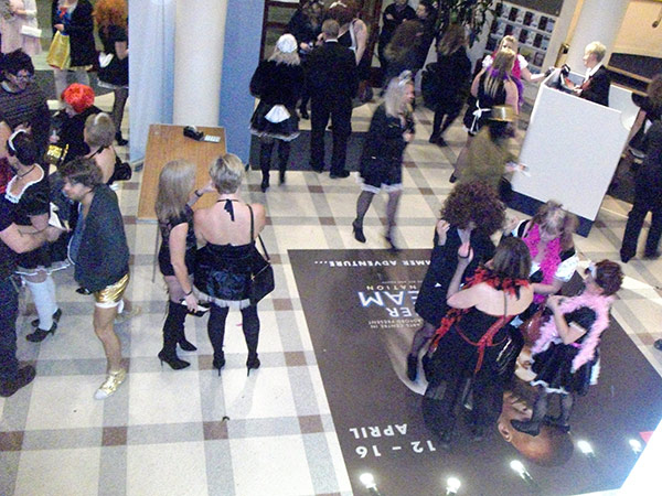 Image Copyright Pam H / TimeWarp - Click to return