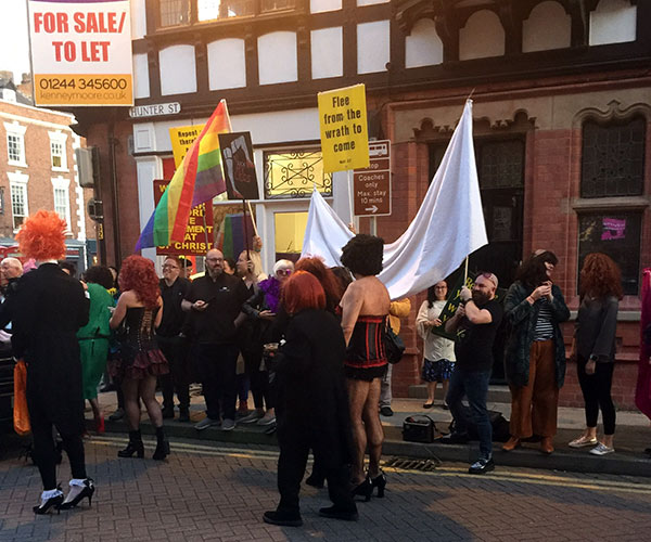 Image Copyright Hilary / TimeWarp - Click to return