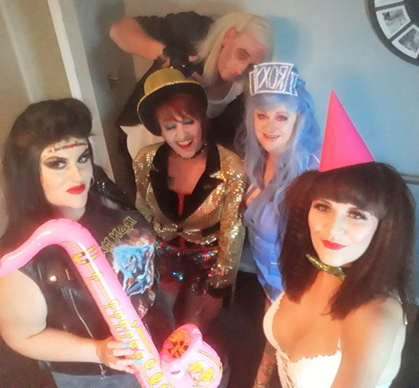 Image Copyright Pam / TimeWarp - Click to return