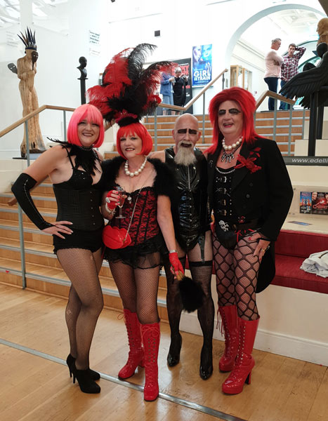 Image Copyright Kathryn R / TimeWarp - Click to return