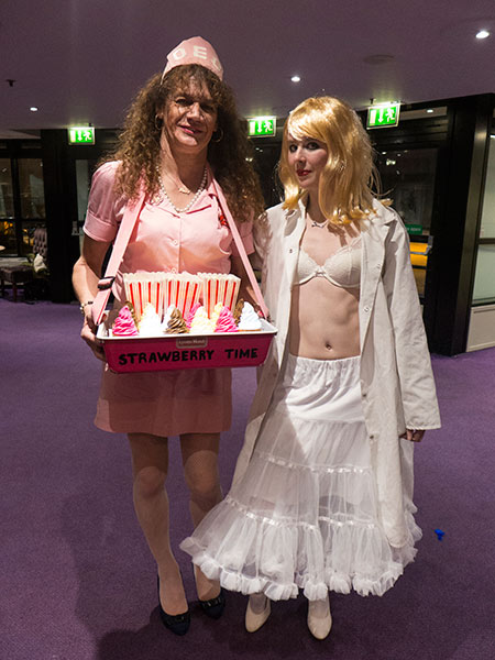 Image Copyright Nikki / TimeWarp - Click to return
