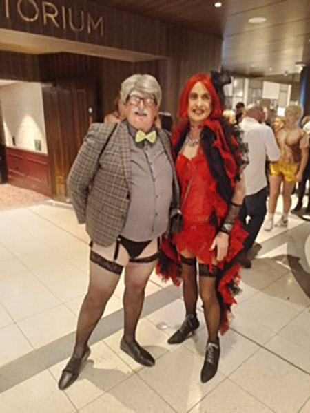 Image Copyright James H / TimeWarp - Click to return