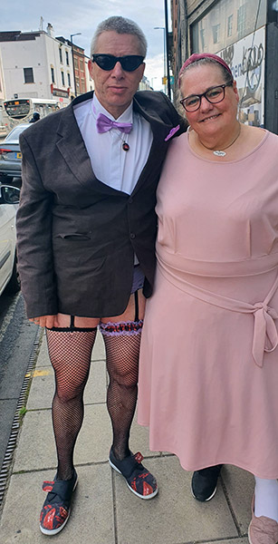 Image Copyright Shaun & Sue / TimeWarp - Click to return