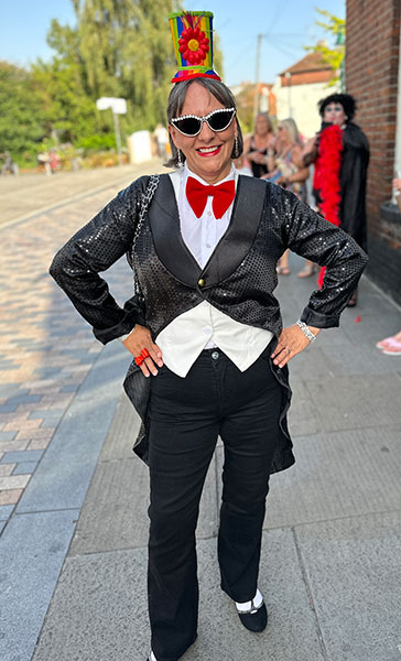 Image Copyright Pat H / TimeWarp - Click to return