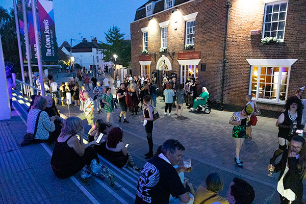 Image Copyright TWW / TimeWarp - Click to return