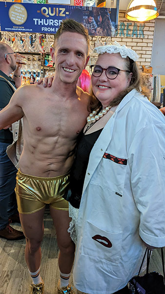 Image Copyright Shaun & Sue / TimeWarp - Click to return