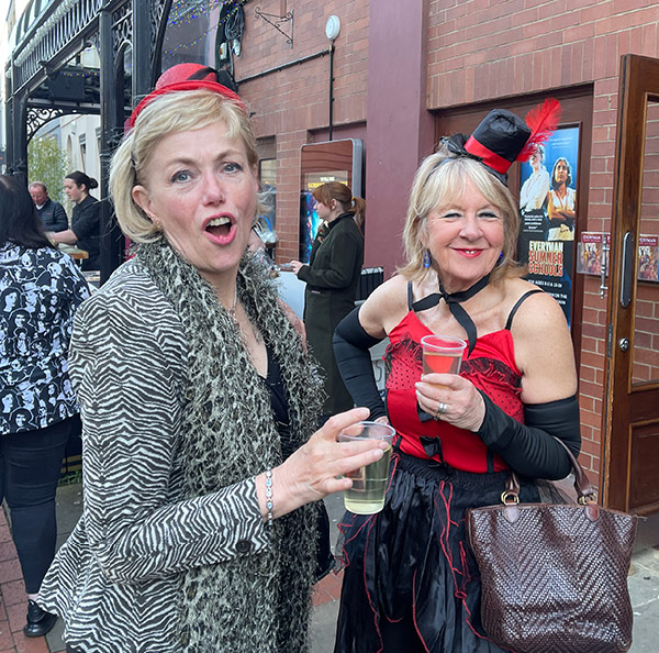 Image Copyright Pat H / TimeWarp - Click to return