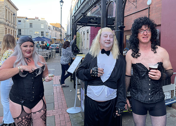 Image Copyright Pat H / TimeWarp - Click to return