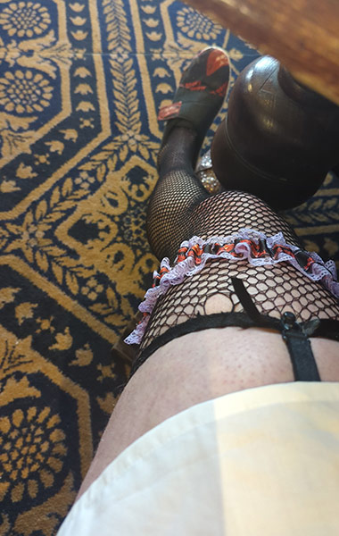 Image Copyright Shaun & Sue / TimeWarp - Click to return