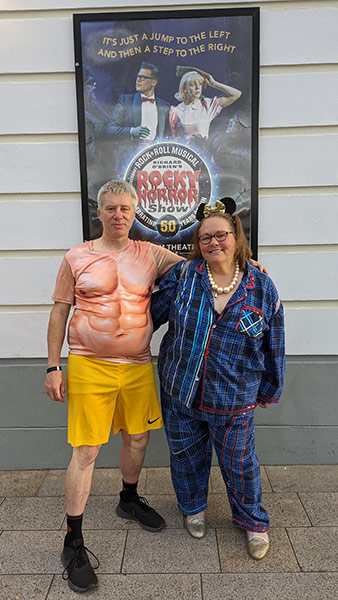 Image Copyright Shaun & Sue / TimeWarp - Click to return