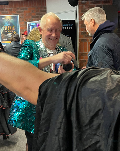 Image Copyright Pat H / TimeWarp - Click to return