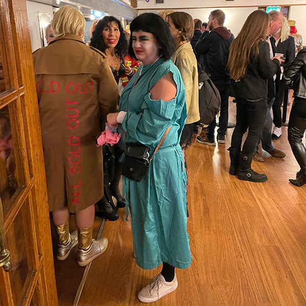 Image Copyright Pat H / TimeWarp - Click to return