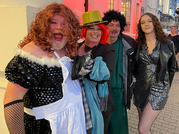 Image Copyright Pat H / TimeWarp - Click to return