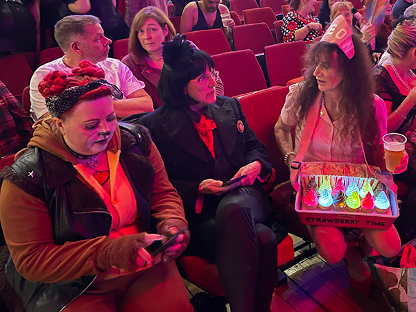 Image Copyright Pat H / TimeWarp - Click to return