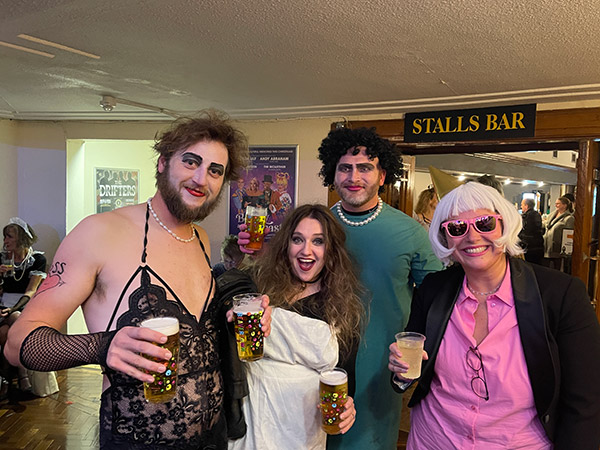 Image Copyright Pat H / TimeWarp - Click to return