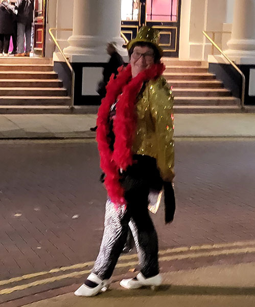 Image Copyright Lesley & Glenn / TimeWarp - Click to return