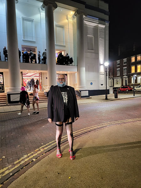 Image Copyright Lesley & Glenn / TimeWarp - Click to return