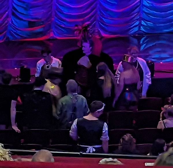 Image Copyright Shaun & Sue / TimeWarp - Click to return