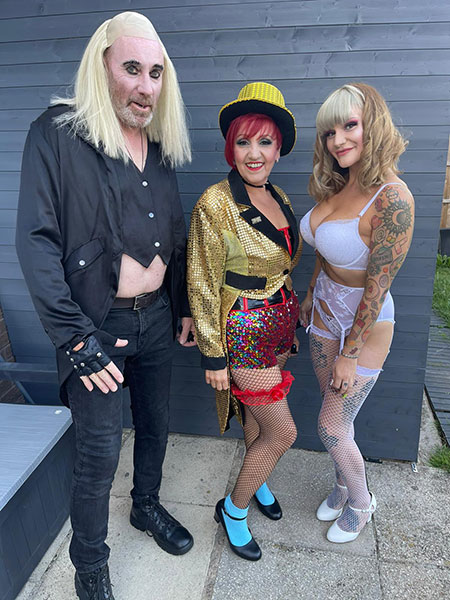 Image Copyright Phoebe / TimeWarp - Click to return