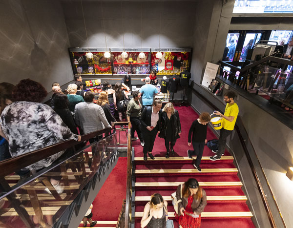 Image Copyright TimeWarpWebmaster / TimeWarp - Click to return