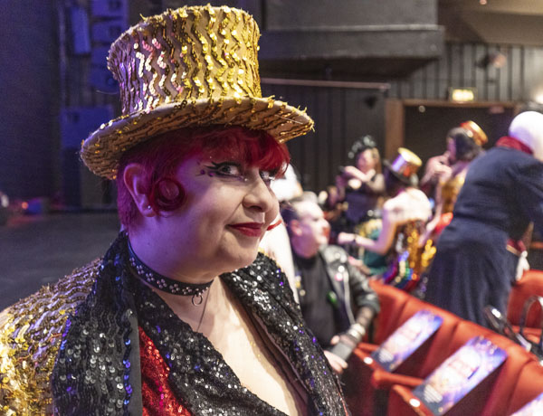 Image Copyright TimeWarpWebmaster / TimeWarp - Click to return