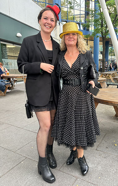 Image Copyright Pat H / TimeWarp - Click to return