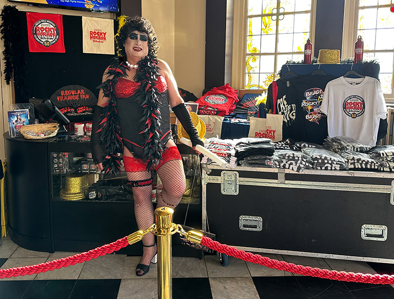 Image Copyright Pat H / TimeWarp - Click to return