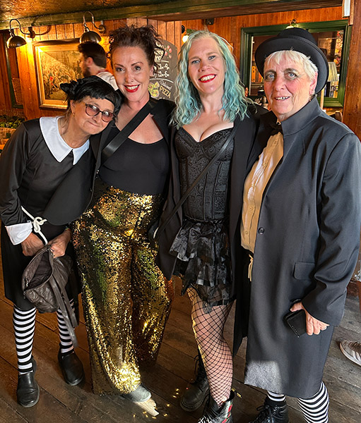 Image Copyright Pat H / TimeWarp - Click to return