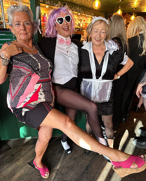 Image Copyright Pat H / TimeWarp - Click to return