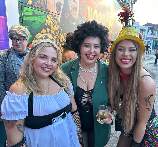 Image Copyright Pat H / TimeWarp - Click to return