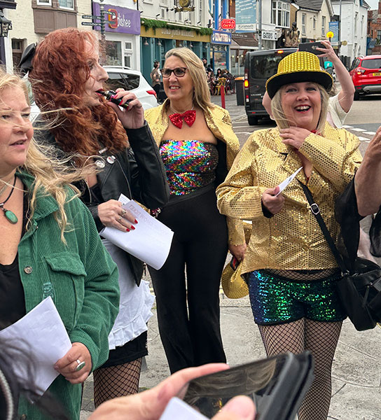 Image Copyright Pat H / TimeWarp - Click to return