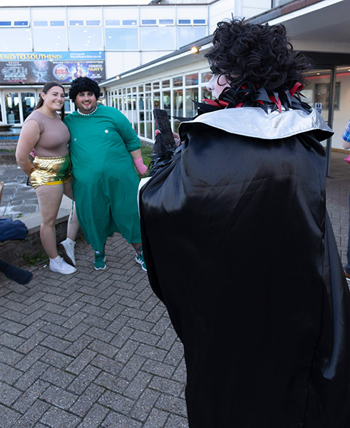 Image Copyright TWW / TimeWarp - Click to return