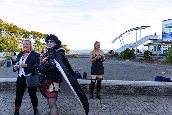 Image Copyright TWW / TimeWarp - Click to return