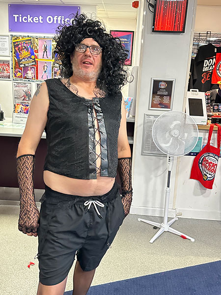 Image Copyright Pat H / TimeWarp - Click to return