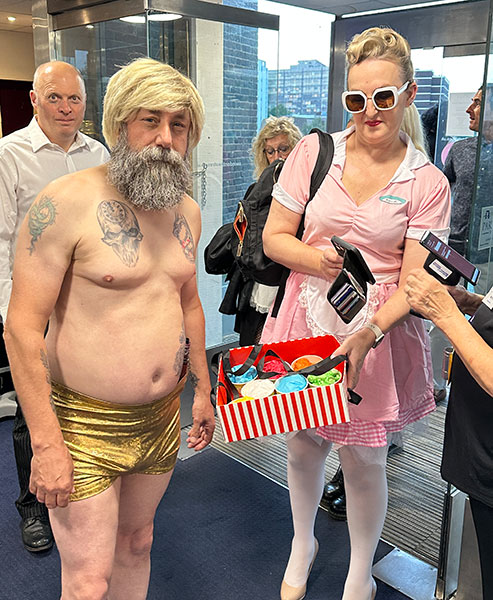 Image Copyright Pat H / TimeWarp - Click to return