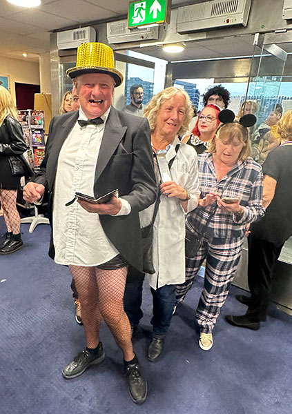 Image Copyright Pat H / TimeWarp - Click to return