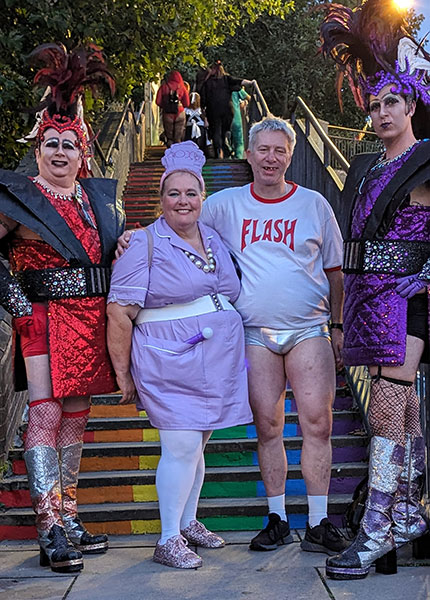 Image Copyright Shaun & Sue / TimeWarp - Click to return