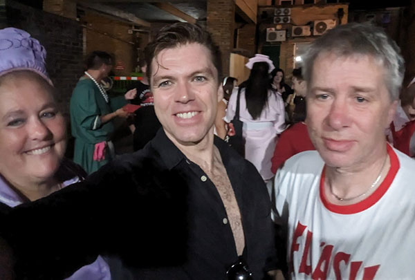 Image Copyright Shaun & Sue / TimeWarp - Click to return