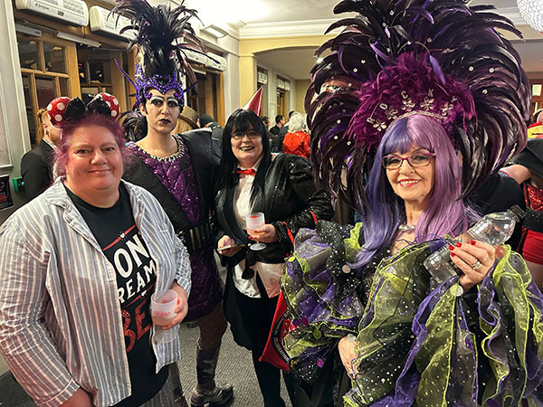 Image Copyright Pat H / TimeWarp - Click to return