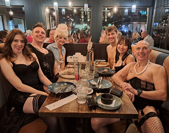 Image Copyright Eric S / TimeWarp - Click to return