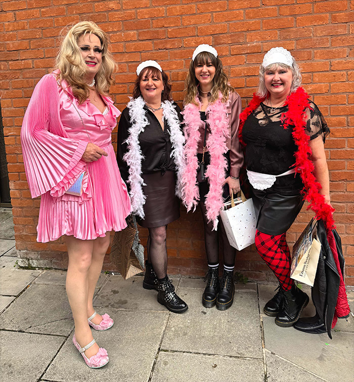 Image Copyright Jim W / TimeWarp - Click to return