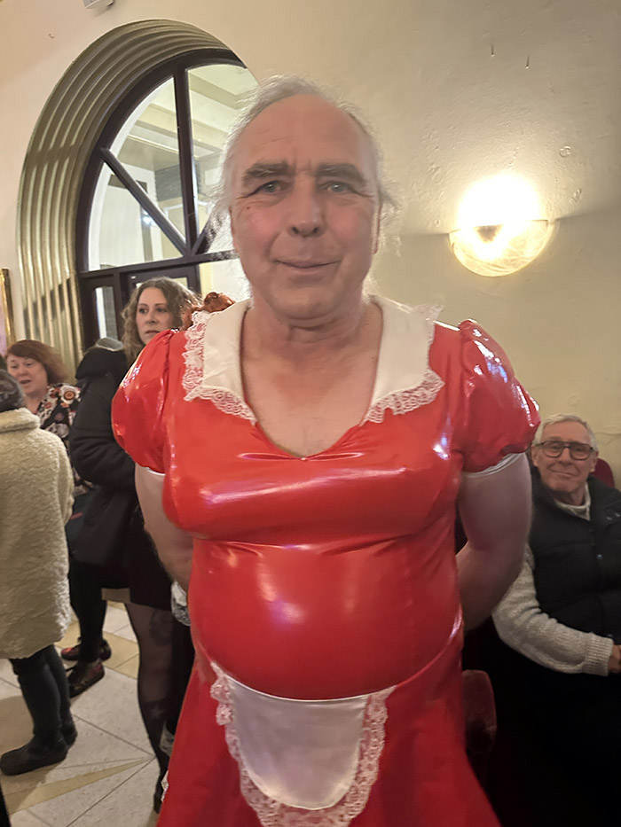 Image Copyright Pat H / TimeWarp - Click to return