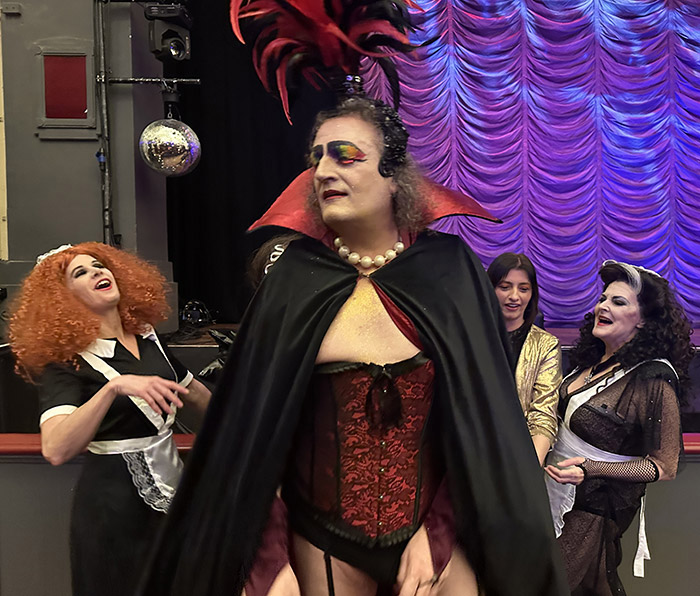 Image Copyright Pat H / TimeWarp - Click to return