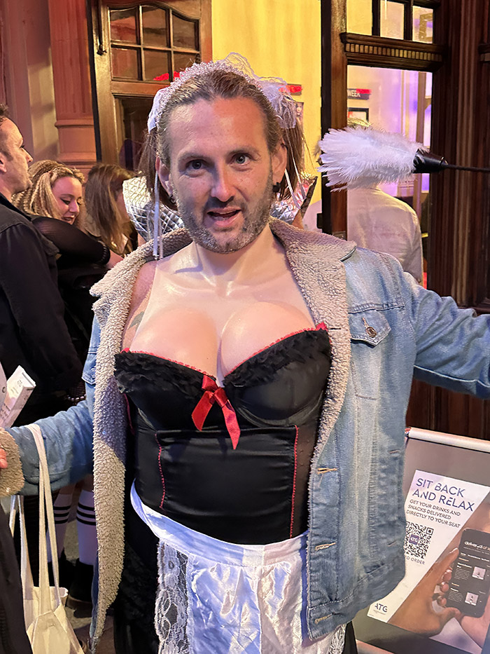 Image Copyright Pat H / TimeWarp - Click to return