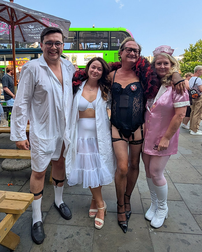 Image Copyright Helen HB / TimeWarp - Click to return