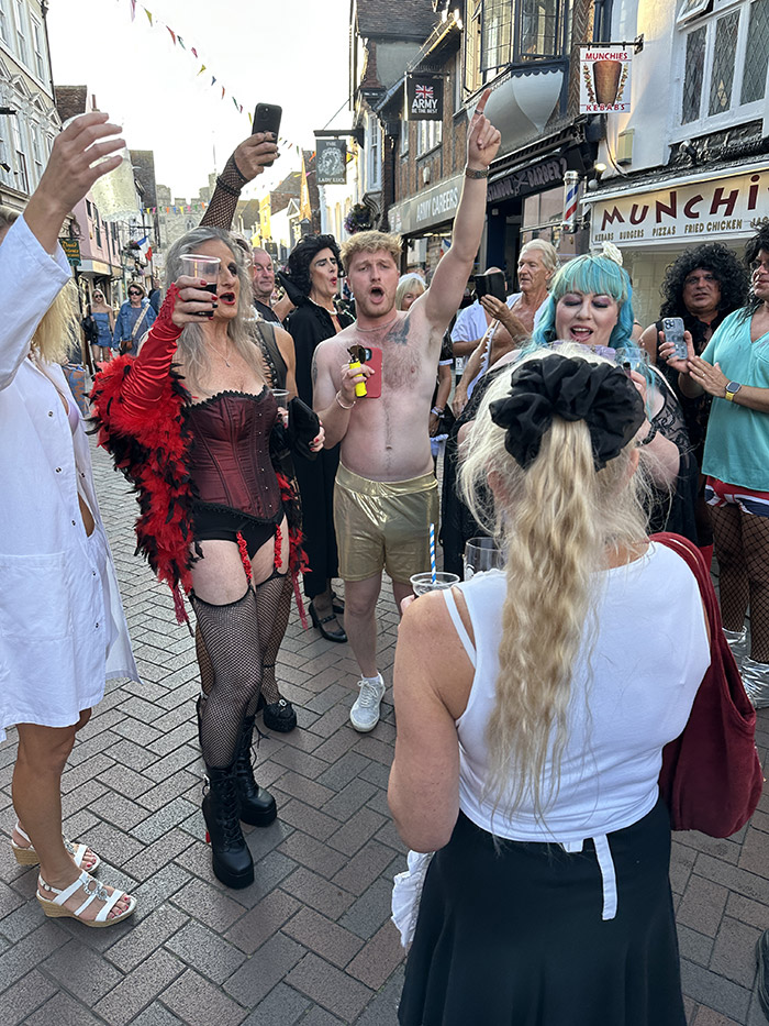 Image Copyright Pat H / TimeWarp - Click to return