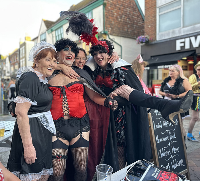 Image Copyright Pat H / TimeWarp - Click to return