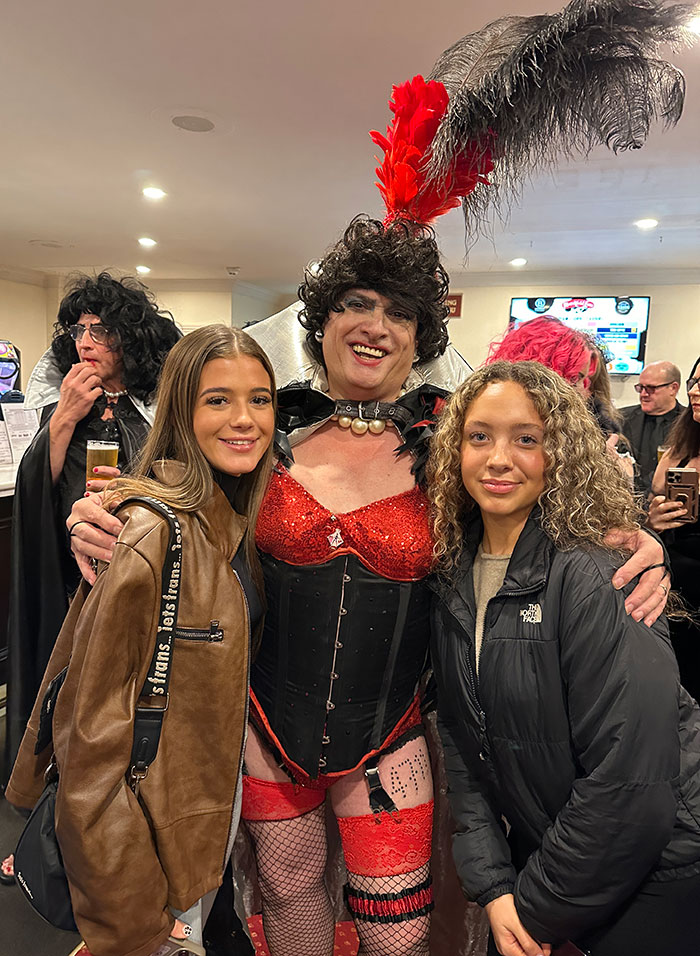 Image Copyright Pat H / TimeWarp - Click to return