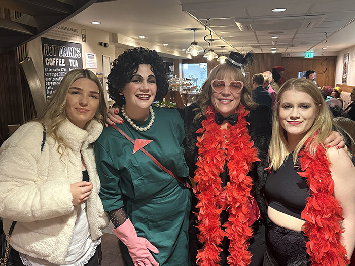 Image Copyright Pat H / TimeWarp - Click to return