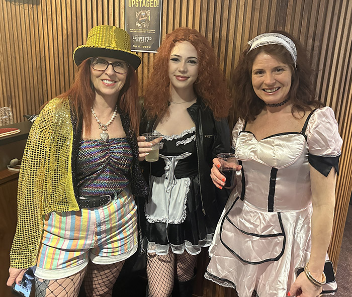 Image Copyright Pat H / TimeWarp - Click to return